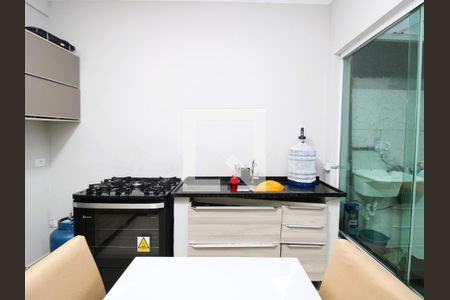 Cozinha de casa para alugar com 2 quartos, 150m² em Vila Nova Carolina, São Paulo