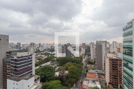 Vista de kitnet/studio à venda com 1 quarto, 32m² em Indianópolis, São Paulo