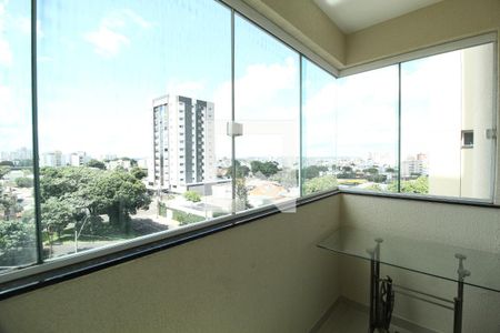 Sacada de apartamento para alugar com 3 quartos, 82m² em Santa Mônica, Uberlândia