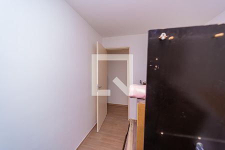 Quarto 1 de apartamento para alugar com 2 quartos, 43m² em Jardim Santa Teresinha, São Paulo