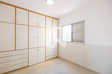 Quarto 1 de apartamento para alugar com 2 quartos, 70m² em Km 18, Osasco