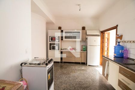 Casa para alugar com 380m², 6 quartos e 2 vagas Casa para alugar com 380m², 6 quartos e 2 vagasCozinha