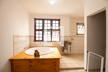 Casa para alugar com 380m², 6 quartos e 2 vagas Casa para alugar com 380m², 6 quartos e 2 vagasSuíte