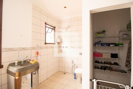 Casa para alugar com 380m², 6 quartos e 2 vagas Casa para alugar com 380m², 6 quartos e 2 vagasSuíte