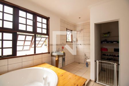 Casa para alugar com 380m², 6 quartos e 2 vagas Casa para alugar com 380m², 6 quartos e 2 vagasSuíte