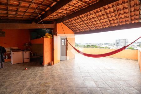 Casa para alugar com 380m², 6 quartos e 2 vagas Casa para alugar com 380m², 6 quartos e 2 vagasÁrea de Serviço