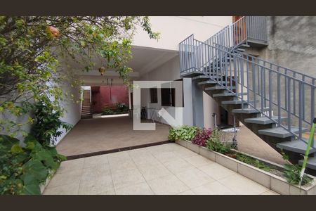 Casa para alugar com 380m², 6 quartos e 2 vagas Casa para alugar com 380m², 6 quartos e 2 vagasGaragem