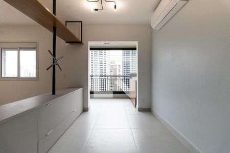 Sala de apartamento para alugar com 1 quarto, 35m² em Vila Nair, São Paulo