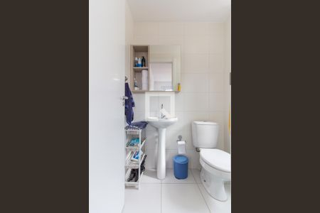 Banheiro de apartamento para alugar com 1 quarto, 27m² em Barra Funda, São Paulo