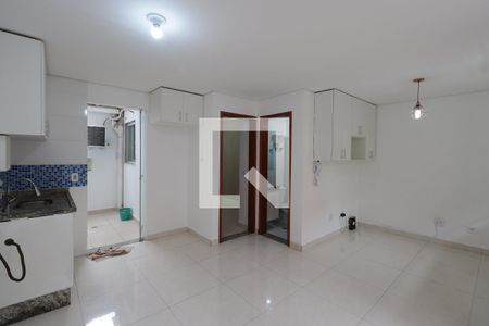 Sala de apartamento para alugar com 1 quarto, 44m² em Vila Esperança, São Paulo