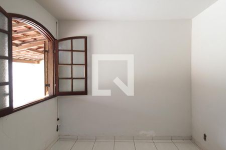 Sala de casa à venda com 3 quartos, 360m² em Paquetá, Belo Horizonte