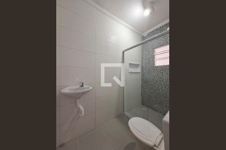 Banheiro de casa para alugar com 1 quarto, 40m² em Água Fria, São Paulo