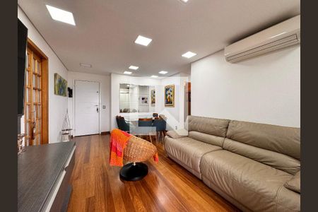 Sala de apartamento à venda com 5 quartos, 124m² em Campestre, Santo André