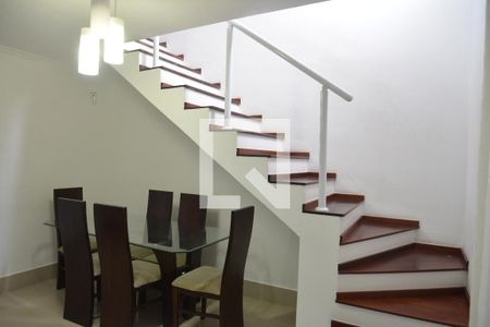 Sala de casa à venda com 3 quartos, 179m² em Jardim Jamaica, Santo André