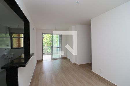 Sala de apartamento à venda com 2 quartos, 67m² em Ribeira, Rio de Janeiro