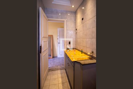 Casa para alugar com 511m², 4 quartos e 5 vagas Casa para alugar com 511m², 4 quartos e 5 vagasBanheiro da Suíte 1