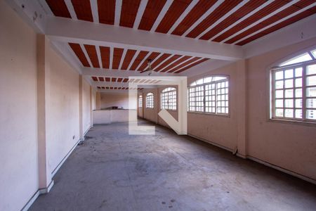 Casa para alugar com 511m², 4 quartos e 5 vagas Casa para alugar com 511m², 4 quartos e 5 vagasSalão de Festas
