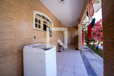 Casa para alugar com 511m², 4 quartos e 5 vagas Casa para alugar com 511m², 4 quartos e 5 vagasQuintal