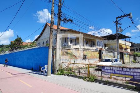 Casa para alugar com 511m², 4 quartos e 5 vagas Casa para alugar com 511m², 4 quartos e 5 vagasFachada