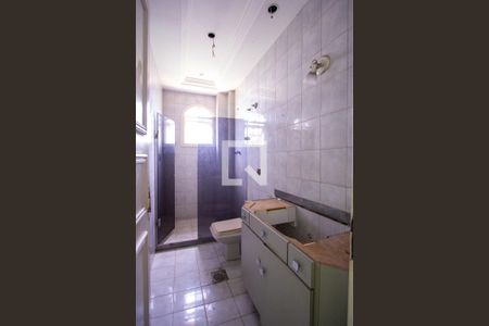 Casa para alugar com 511m², 4 quartos e 5 vagas Casa para alugar com 511m², 4 quartos e 5 vagasBanheiro da Suíte 3