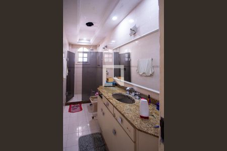 Casa para alugar com 511m², 4 quartos e 5 vagas Casa para alugar com 511m², 4 quartos e 5 vagasBanheiro Social 1