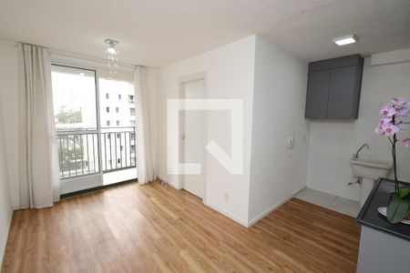 Sala de apartamento para alugar com 2 quartos, 36m² em Socorro, São Paulo