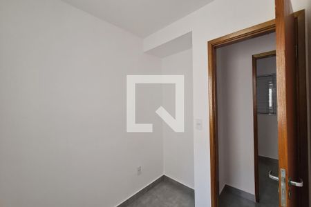 Quarto 2 de apartamento para alugar com 2 quartos, 35m² em Cidade Continental, São Paulo