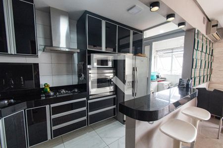 Apartamento à venda com 105m², 2 quartos e 2 vagas Apartamento à venda com 105m², 2 quartos e 2 vagasCozinha