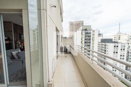 Apartamento à venda com 105m², 2 quartos e 2 vagas Apartamento à venda com 105m², 2 quartos e 2 vagasVaranda da sala