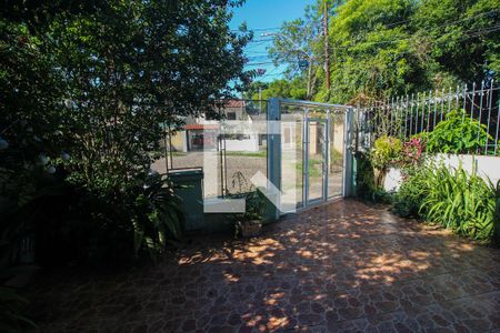 Vista da Sala 2 de casa à venda com 5 quartos, 290m² em Medianeira, Porto Alegre