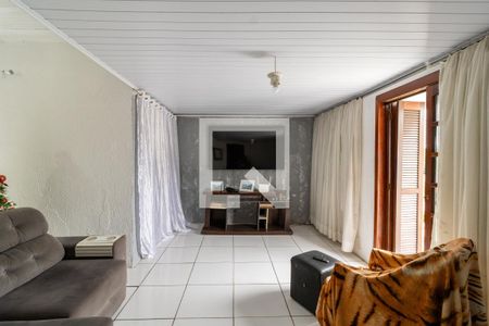 Sala de casa à venda com 5 quartos, 240m² em Cristal, Porto Alegre