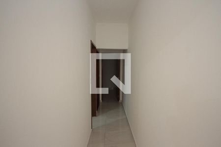 Corredor de casa para alugar com 2 quartos, 120m² em Vila Antonieta, São Paulo