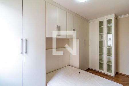 Quarto 01 de apartamento para alugar com 2 quartos, 50m² em Jardim das Vertentes, São Paulo