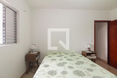 Quarto 2 de casa à venda com 5 quartos, 110m² em Vila Carrão, São Paulo