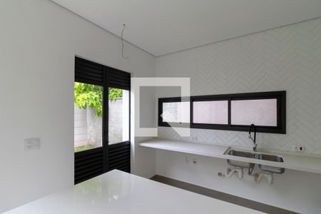 Casa de condomínio à venda com 138m², 3 quartos e 2 vagas Casa de condomínio à venda com 138m², 3 quartos e 2 vagasCozinha