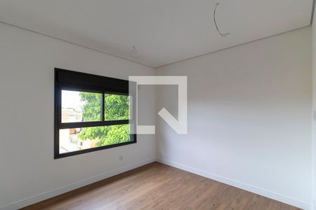 Casa de condomínio à venda com 138m², 3 quartos e 2 vagas Casa de condomínio à venda com 138m², 3 quartos e 2 vagasQuarto da suíte 2