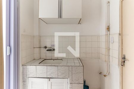 Banheiro de kitnet/studio à venda com 1 quarto, 34m² em Vila Buarque, São Paulo