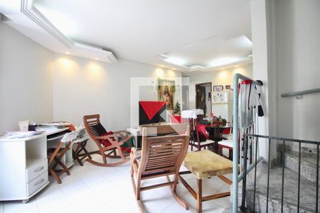 Sala de casa para alugar com 3 quartos, 220m² em Brotas, Salvador