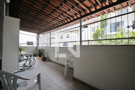 Varanda de casa para alugar com 3 quartos, 220m² em Brotas, Salvador