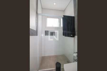 Casa à venda com 330m², 5 quartos e 3 vagas Casa à venda com 330m², 5 quartos e 3 vagasBanheiro do Quarto 3 (suíte)