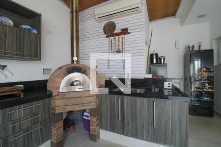 Casa à venda com 330m², 5 quartos e 3 vagas Casa à venda com 330m², 5 quartos e 3 vagasÁrea da Churrasqueira