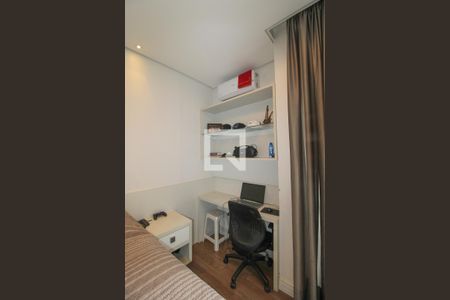 Casa à venda com 330m², 5 quartos e 3 vagas Casa à venda com 330m², 5 quartos e 3 vagasQuarto 4 (suíte)