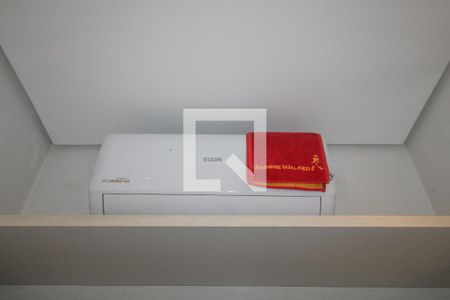 Casa à venda com 330m², 5 quartos e 3 vagas Casa à venda com 330m², 5 quartos e 3 vagasQuarto 4 (suíte)