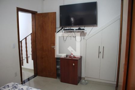 Quarto 2 de casa à venda com 3 quartos, 180m² em Bairro da Glória, Contagem