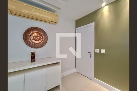 Sala de apartamento para alugar com 3 quartos, 120m² em Botafogo, Rio de Janeiro