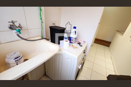 Cozinha e Área de Serviço de apartamento para alugar com 2 quartos, 49m² em Jardim Ermida I, Jundiaí