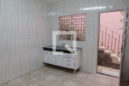 Sala/Cozinha de casa para alugar com 1 quarto, 27m² em Jardim Palmira, Guarulhos