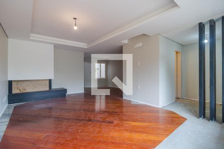 Sala de casa à venda com 3 quartos, 240m² em Vila Assunção, Porto Alegre