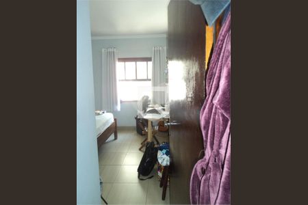 Casa à venda com 3 quartos, 225m² em Km 18, Osasco