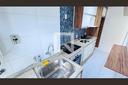 Apartamento à venda com 3 quartos, 64m² em Vila Suzana, São Paulo